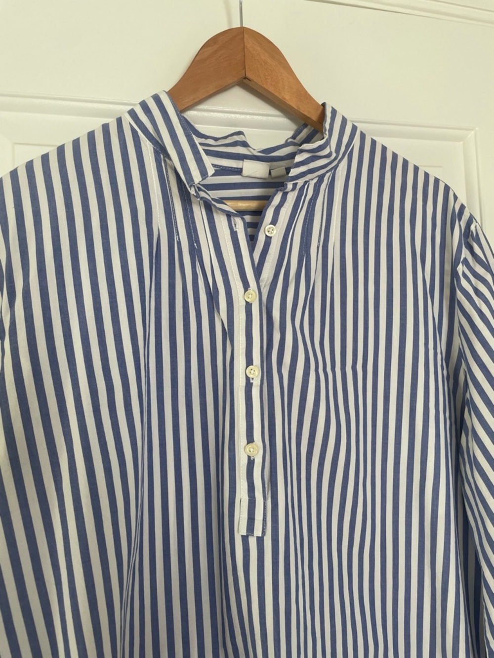 Gap cotton blue and white striped tunic (XL)